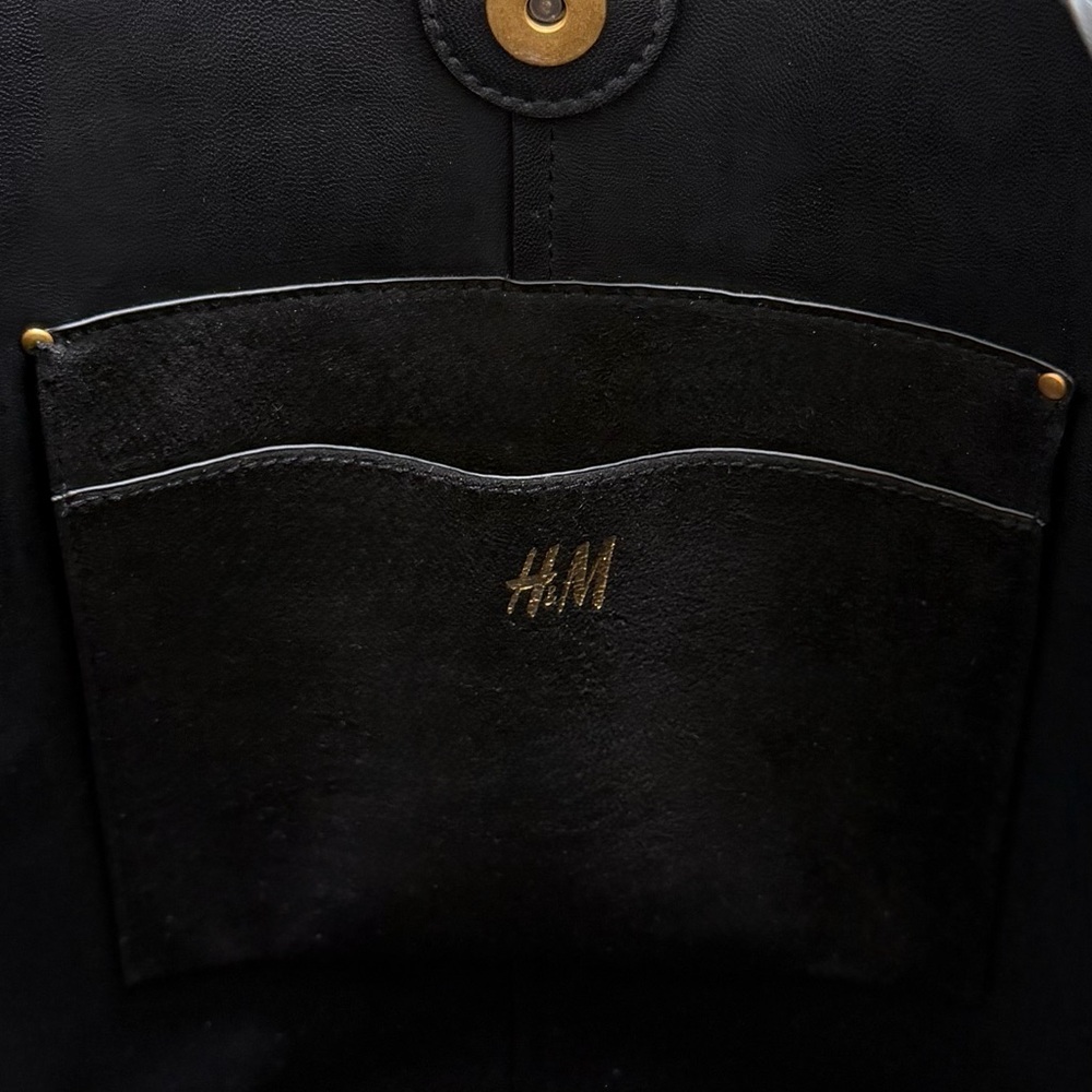 H&M Black Faux Suede Bucket Bag Gold Hardware Adjustable Strap - Picture 7 of 14